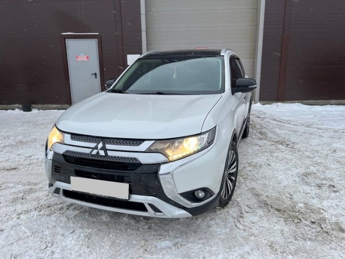 Установка ГБО на Mitsubishi Outlander 2019 г., ГБО 4 поколения, пропан EuropeGas (Польша), двигатель 2.0 л. 4 цилиндра