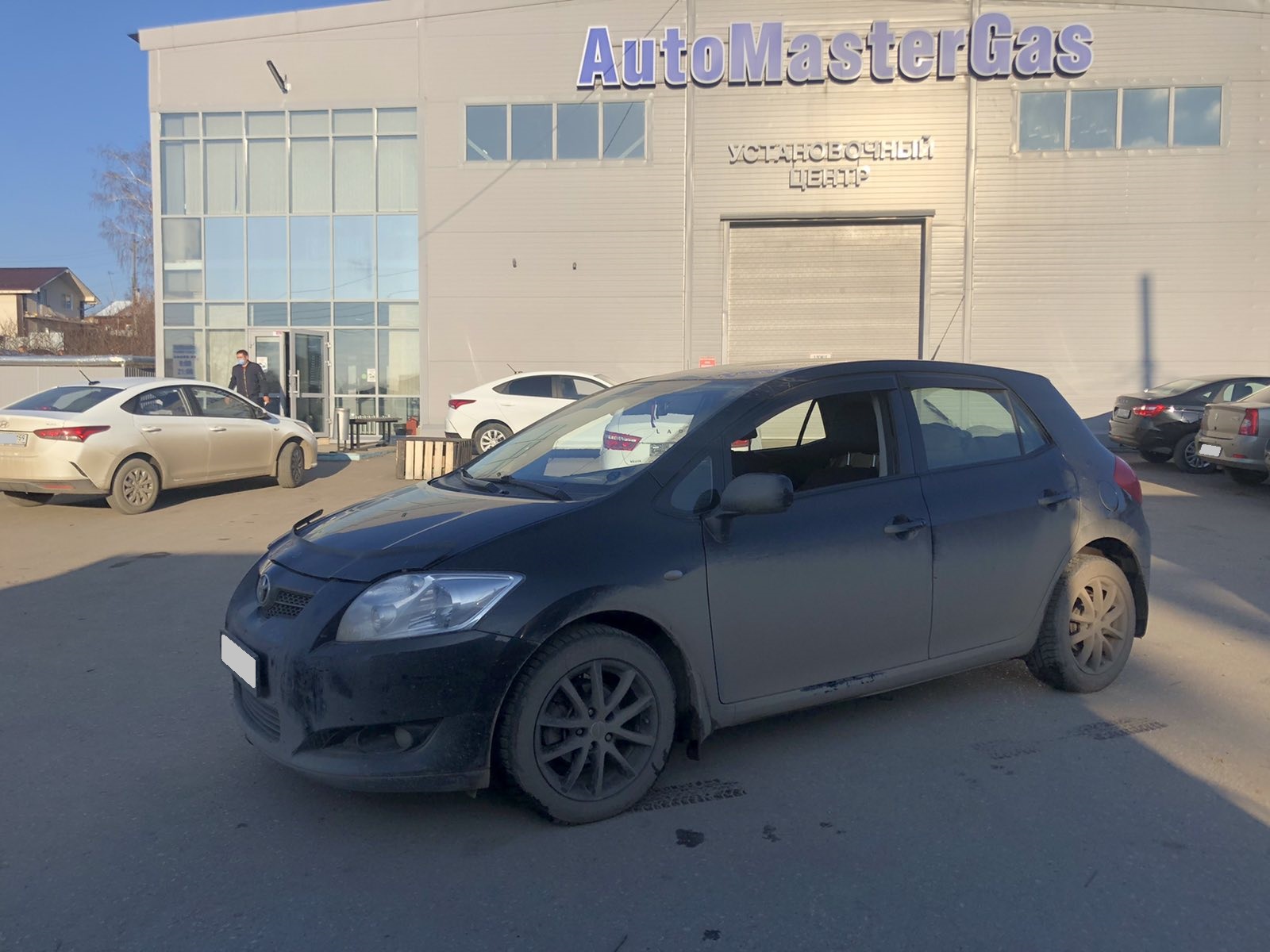 Установка ГБО на Toyota Auris 2007г., 1.6л., 4 цилиндра, монтаж 13.11.2020  в Перми