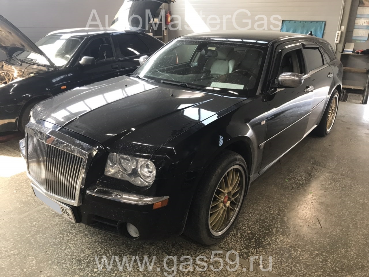 Установка ГБО на Chrysler 300C 2007г., 5.7л., 8 цилиндра, монтаж 27.05.2020  в Перми