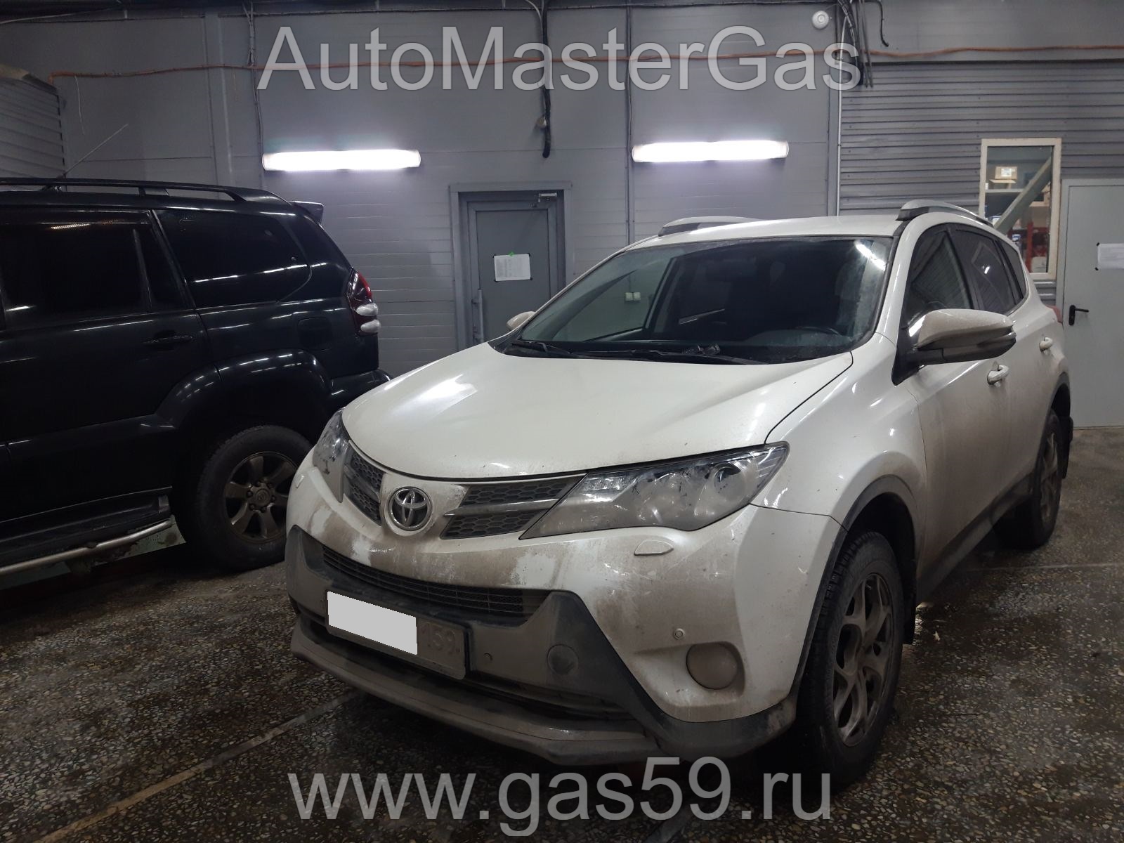 Установка ГБО на Toyota RAV4 2013г., 2.5л., 4 цилиндра, монтаж 22.01.2021 в  Перми