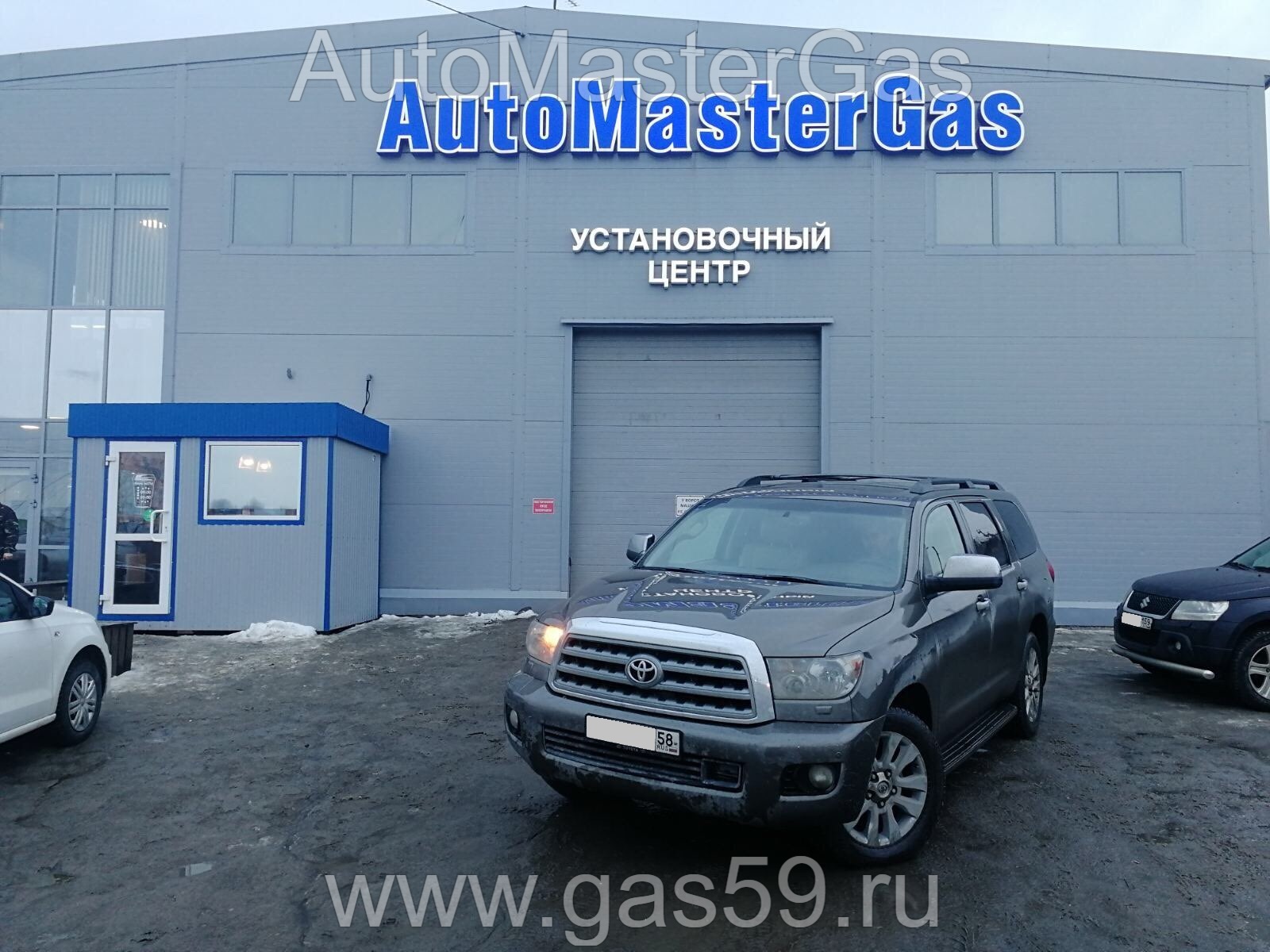 Установка ГБО на Toyota Sequoia 2008г., ГБО 4 поколения, метан LANDIRENZO (Италия), двигатель 5.7л. 8 цилиндров