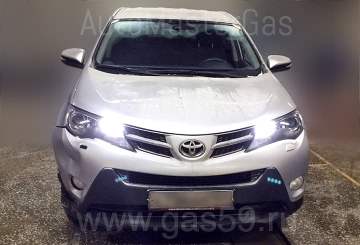 Установка ГБО на Toyota RAV4 2.5, ГБО 4 поколения LANDI RENZO (Италия), с баллоном на 60 литров.