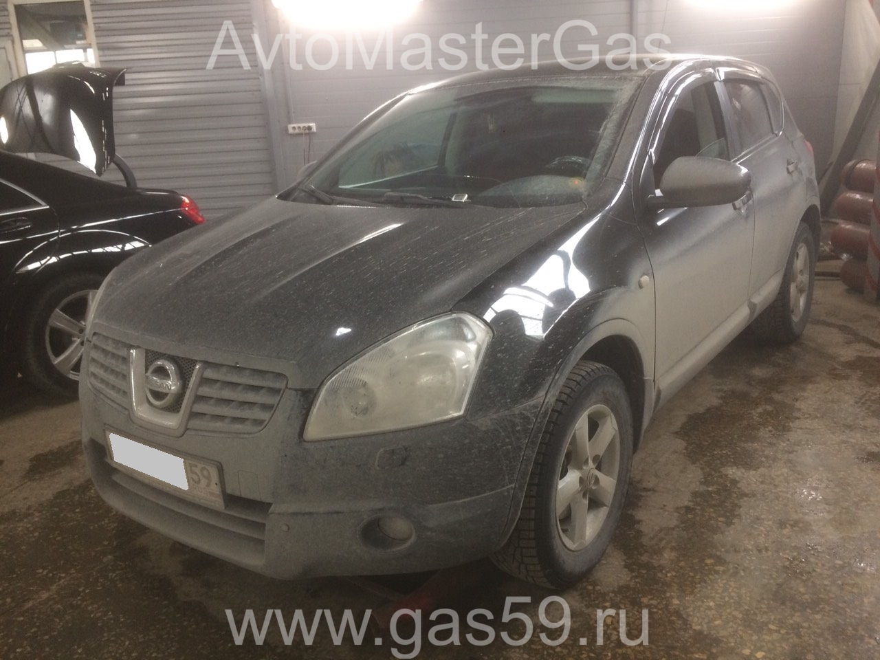 Установка ГБО на Nissan Qashqai 2007г., ГБО 4 поколения, пропан LANDIRENZO (Италия), двигатель 2.0л.