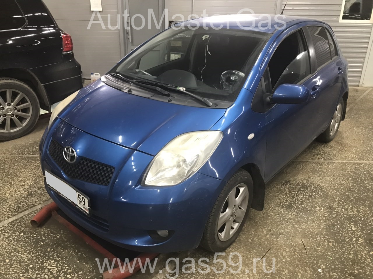 Установка ГБО на Toyota Yaris 2006г., 1.3л., 4 цилиндра, монтаж 15.02.2021  в Перми