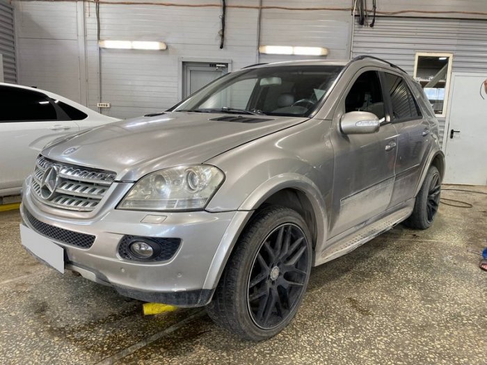 Установка ГБО на Mercedes-Benz  ML350 2006г., ГБО 4 поколения, пропан LANDI RENZO (Италия), двигатель 3.5 л. 6 цилиндров