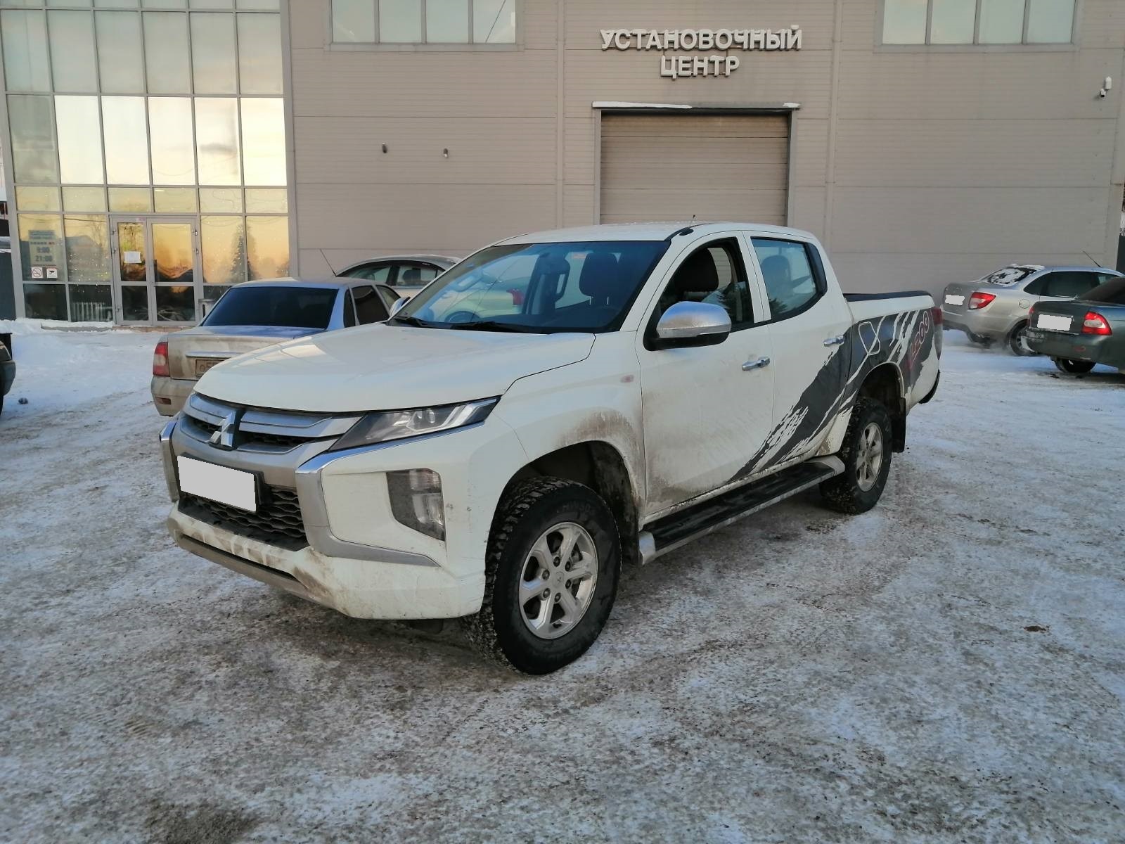 Установка ГБО на Mitsubishi L200 2021г., ГБО 4 поколения, пропан LANDI  RENZO (Италия), двигатель 2.4л. 4 цилиндра в Перми