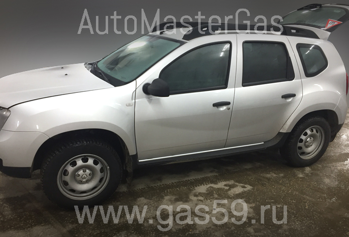 Установка метанового ГБО на Renault Duster, 1,6 л, ГБО 4-го поколения LANDIRENZO, баллон 90 л