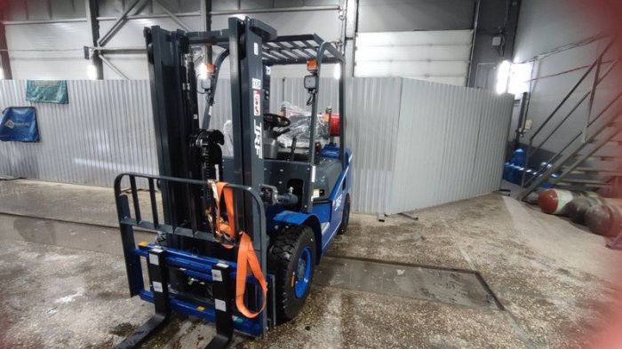 Установка ГБО на погрузчик TRF 2025г., ГБО 2 поколения, пропан Lovato (Италия)