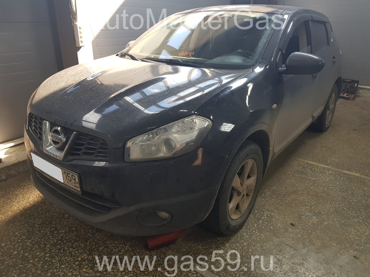 Установка ГБО на Nissan Qashqai 2010г., ГБО 4 поколения, пропан LANDIRENZO (Италия), двигатель 1.6л. 4 цилиндра
